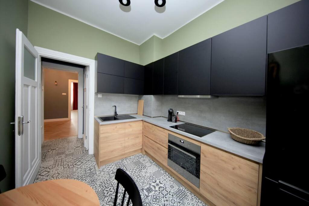 *Citadel* 2Br - City Center Sofia Buitenkant foto