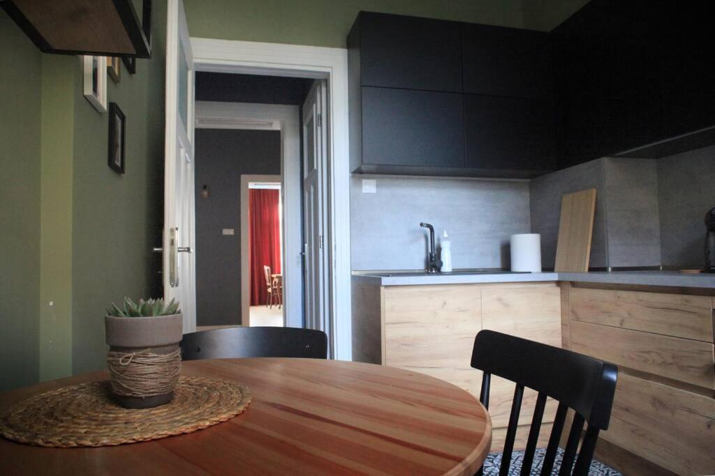*Citadel* 2Br - City Center Sofia Buitenkant foto